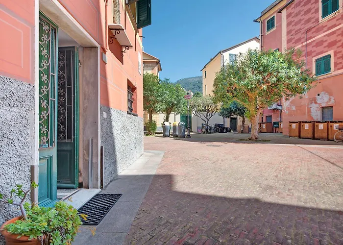 Piazza Bertamino * Bonassola